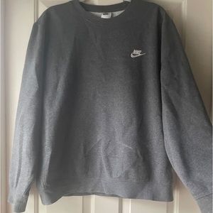 Large Nike Sportswear Club Fleece unisex